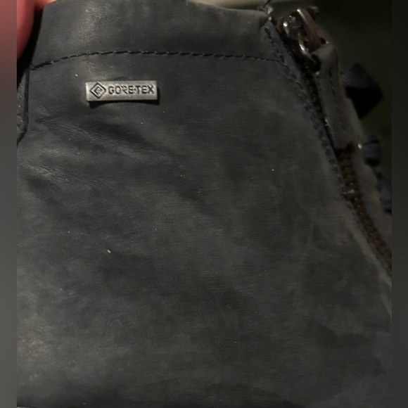 Women's ECCO Soft 7 Tred GORE-TEX High Top Sneaker- Leather size 9 - Picture 11 of 15